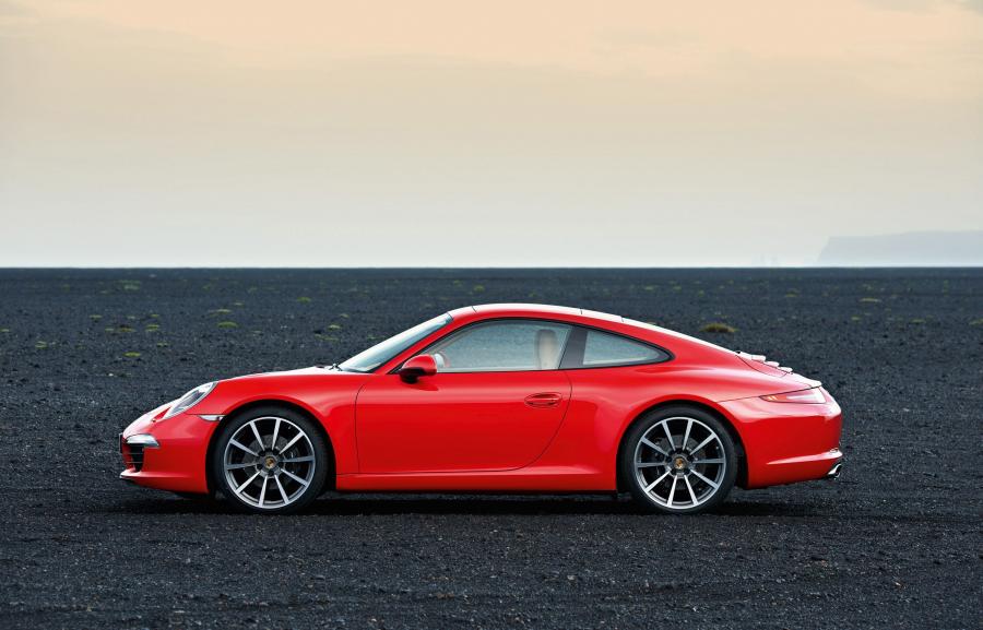  Porsche 911 Carrera 2011 года  (фото 35 из 47)